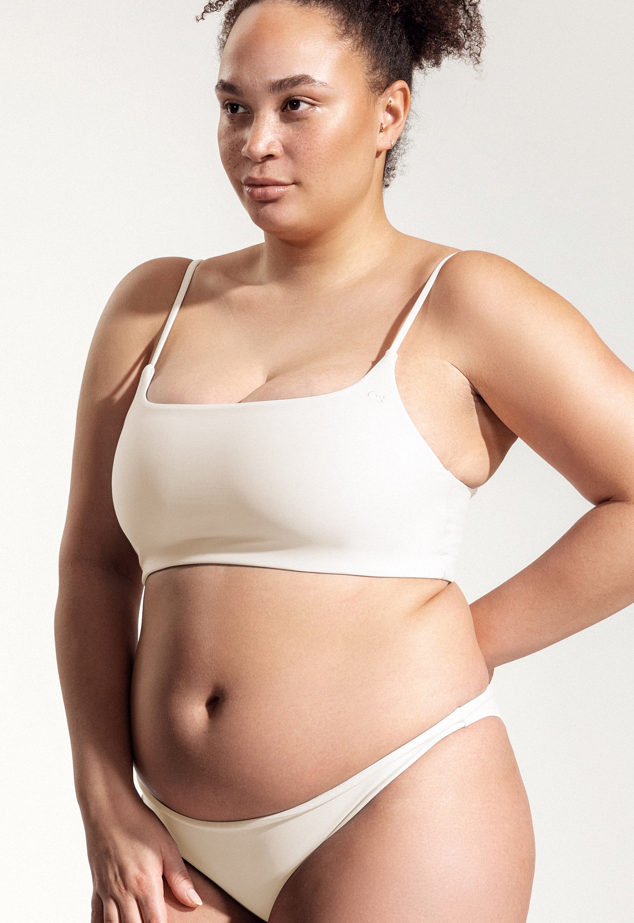 Surf Bikini Oberteil „Buri“ in Cremeweiss